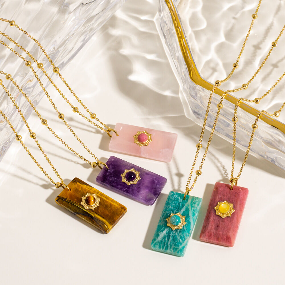 Simple Retro Natural Stone Pendant Women's Necklaces