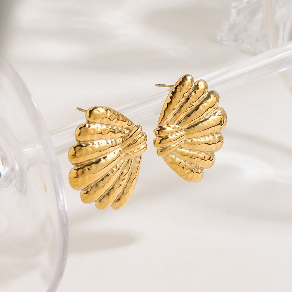 Shell Stainless Steel Waterproof Gold Color Stud Earrings h5Picture4