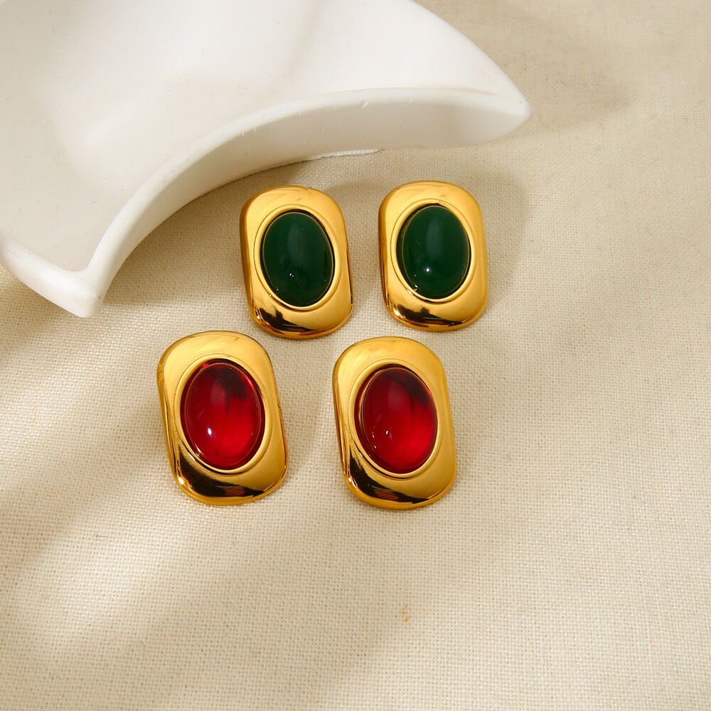 High End Retro Red And Green Elliptical Women's Rings 2