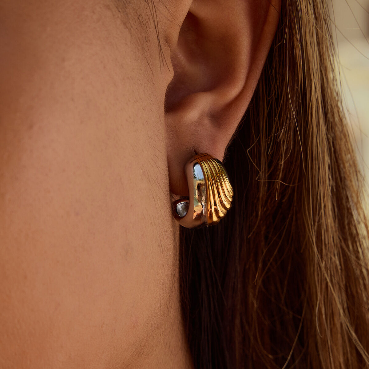 Boucles d'oreilles clous géométriques simples en acier inoxydable imperméable de couleurs assorties Image2