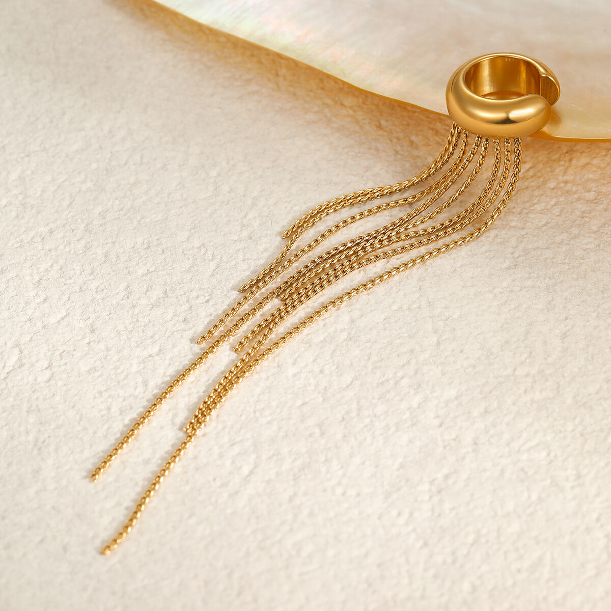 1 par de aretes de acero inoxidable con borlas de lujo para mujer, resistentes al agua, de color dorado, para uso diario h5 Imagen4