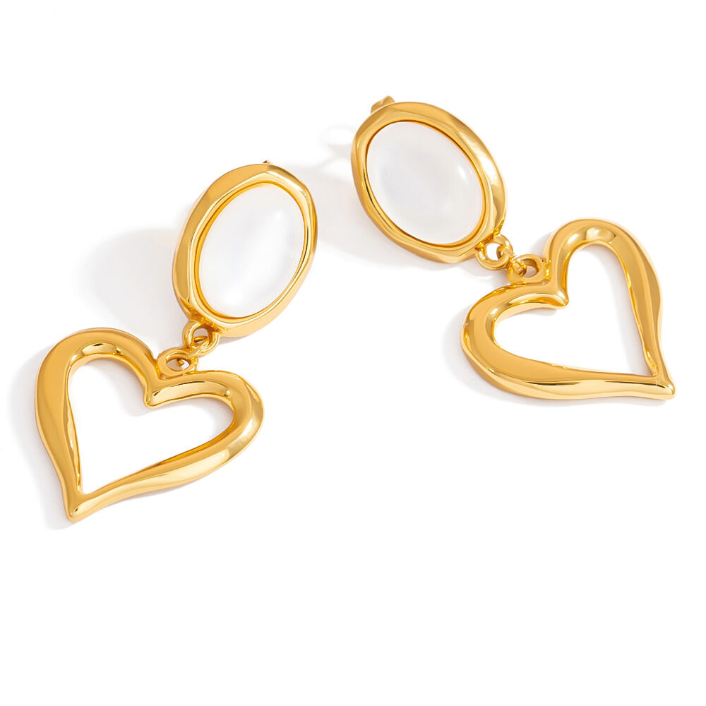 Splendidi orecchini pendenti da donna in acciaio inossidabile a forma di cuore, impermeabili, color oro h5Immagine5