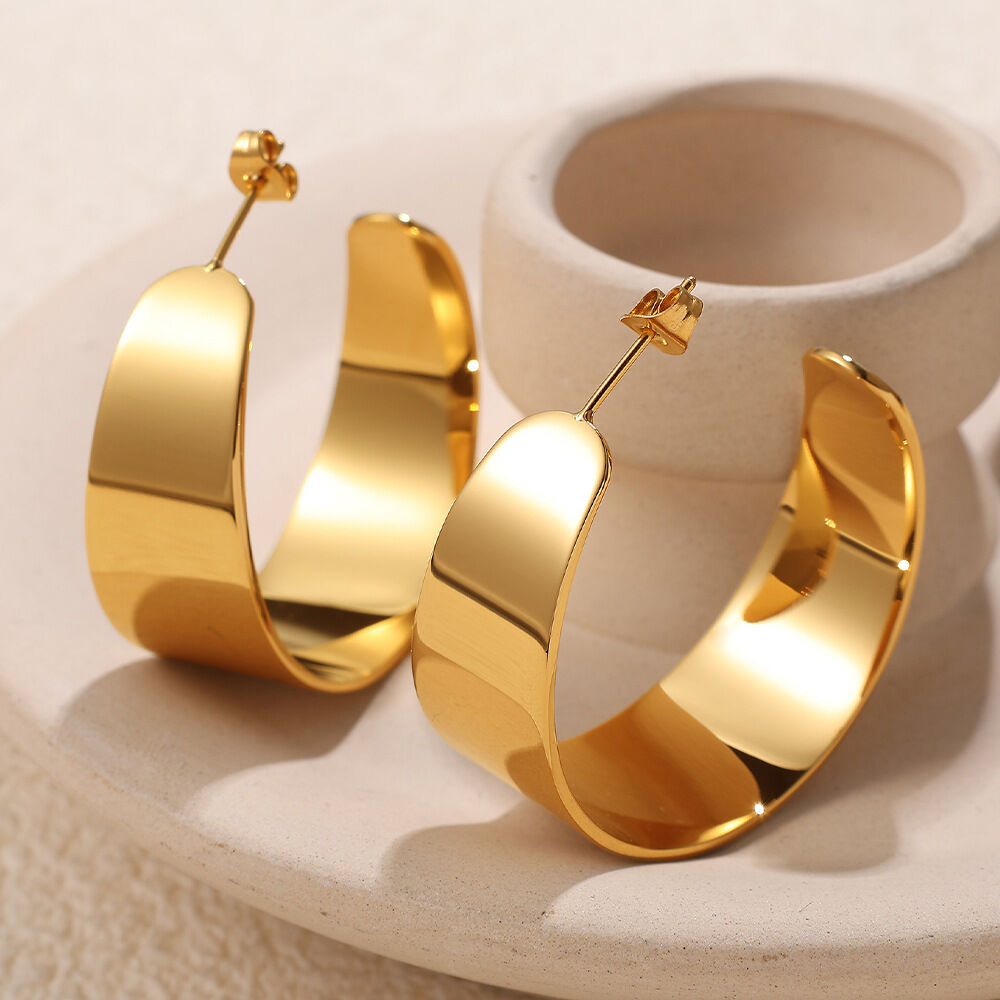 Simple Stainless Steel Waterproof Gold Color  Stud Earrings