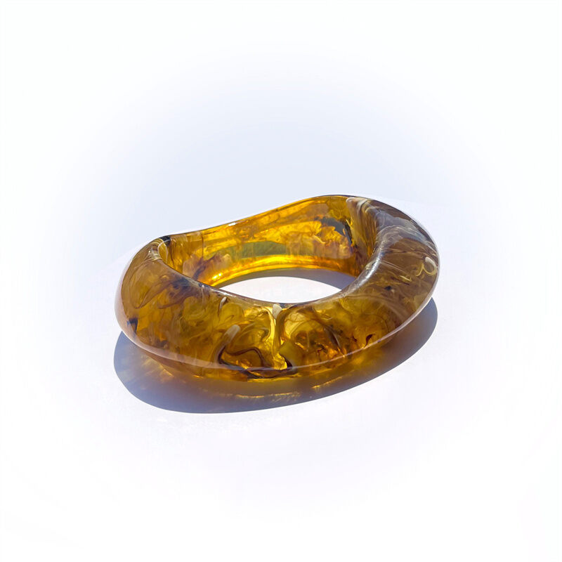 Irregularly Shaped Blurred Acrylic Women's Bangles 2