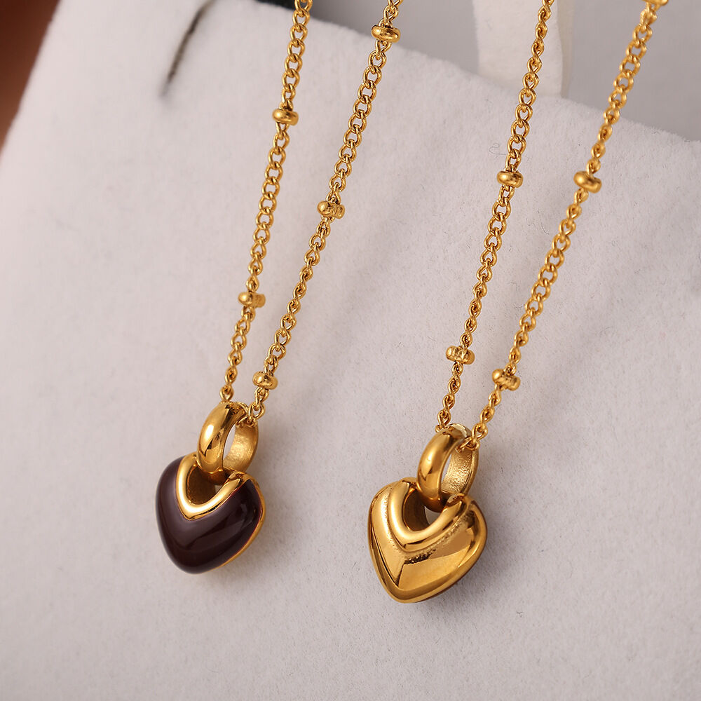 Retro Heart Stainless Steel Waterproof Gold Color Pendant Necklaces 2