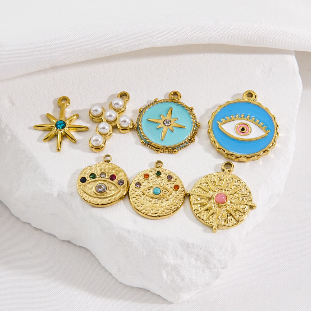 1 Pair Simple Series Retro Eye Stainless Steel Waterproof   Gold Color  Women's Pendants