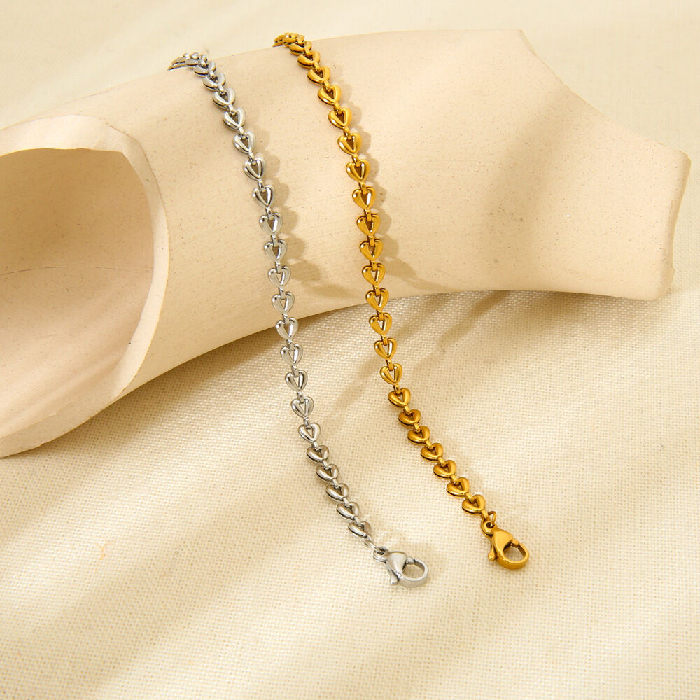 Simple Series Daily Heart Edelstahl wasserdicht goldfarbene Unisex-Kettenarmbänder 2