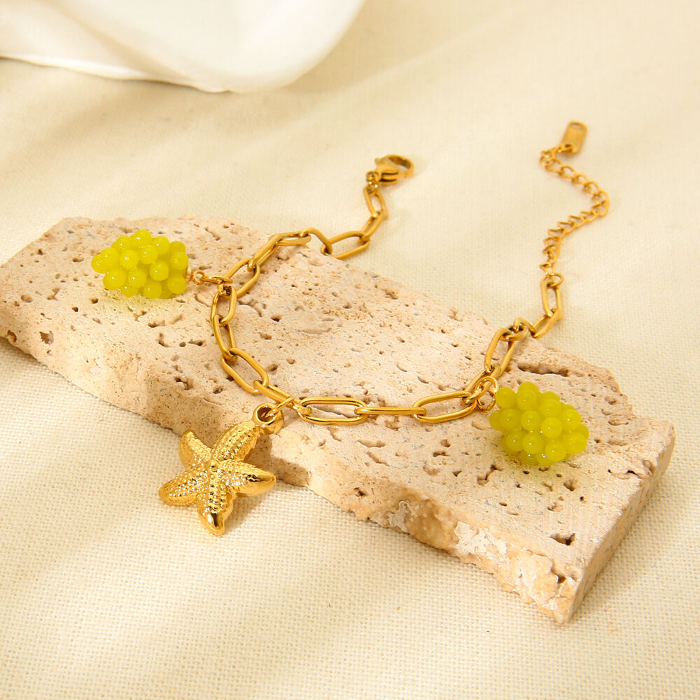 Braccialetti con ciondoli da donna color oro impermeabili in acciaio inossidabile della serie Simple Sweet h5Immagine3