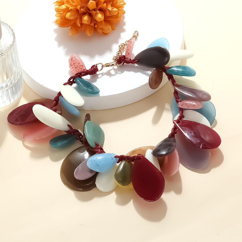 Geometric Resin Beaded Necklaces Picture3