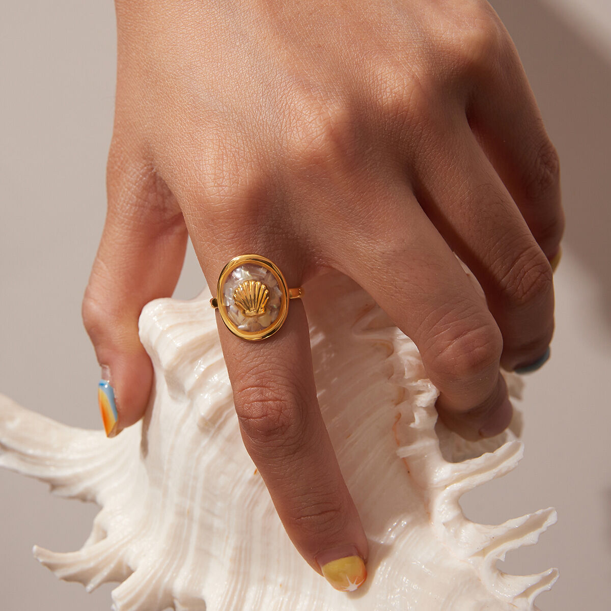 Oceanic Edelstahl wasserdichter Statement-Ring in Goldfarbe Bild3