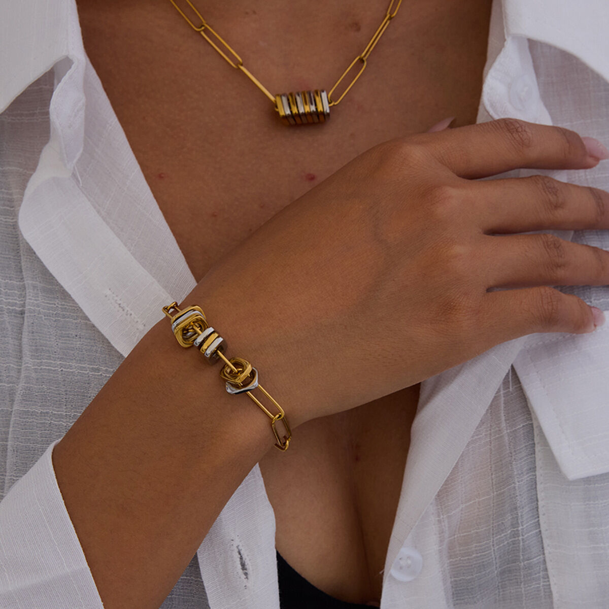 Einfaches, Wasserdichtes Armband Aus Edelstahl Mit Bunten Anhängern 2