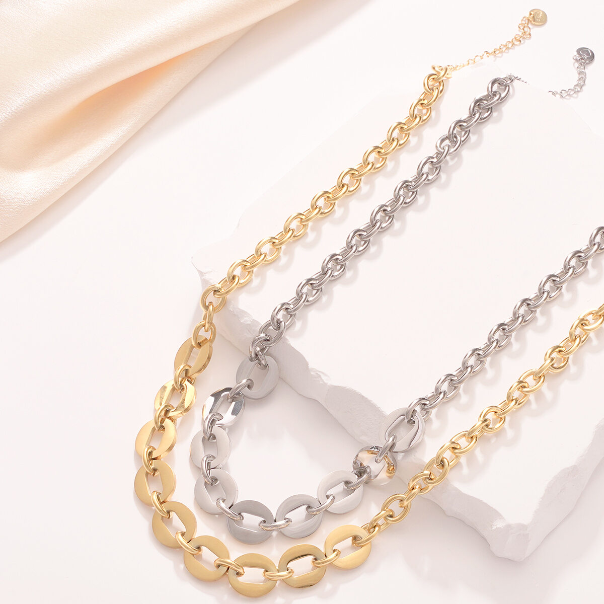 Simple Series Annular Patchwork Stainless Steel Waterproof Gold Color Women's Chain Necklaces h5Picture5