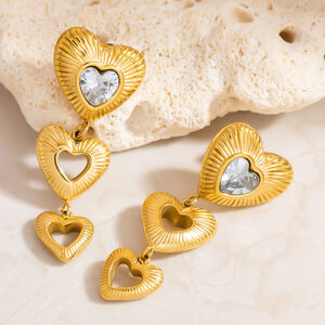 Splendidi orecchini pendenti da donna in acciaio inossidabile a forma di cuore, impermeabili, color oro h5 Immagine2