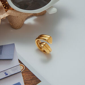 Simple Heart Stainless Steel Waterproof Gold Color Minimalist Rings h5 Picture6