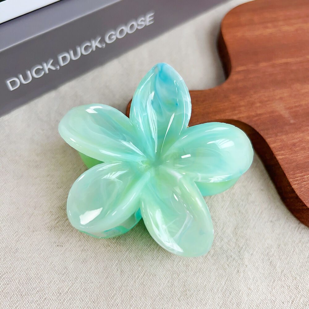 1 Piece Romantic Series Sweet Flower Resin Women's Hair Claws
