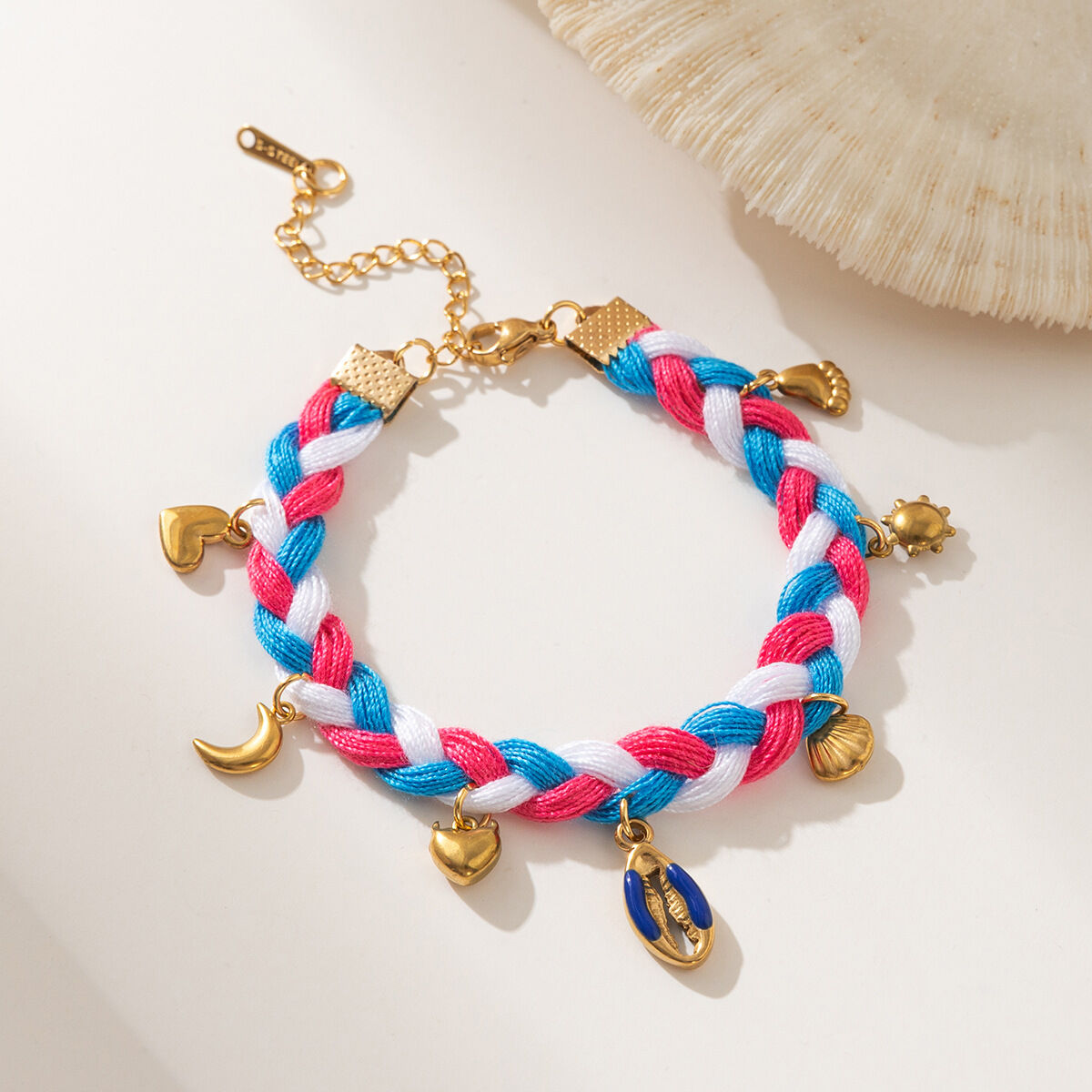 Blue, Red And White Picture5