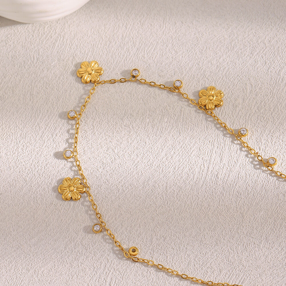 Fashion OL Solid Color Stainless Steel Waterproof Women's Chain Necklaces