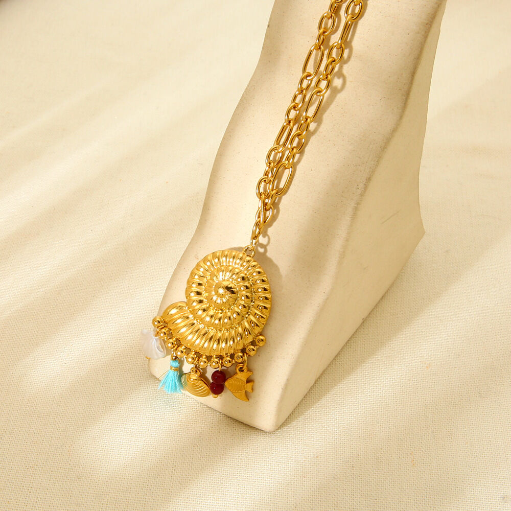 Fashion Ocean Collection Big Conch Gold Color Stainless Steel Waterproof Women's Necklace Picture4