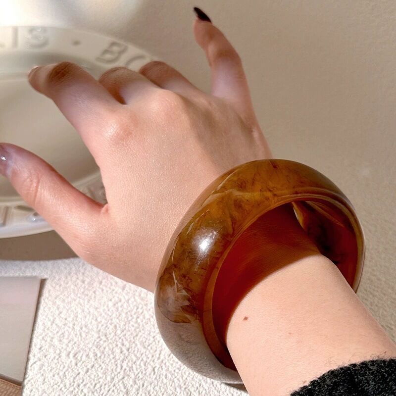 1 Piece Fashionable Irregularly Dyed Resin Women's Bracelet h5 Picture2