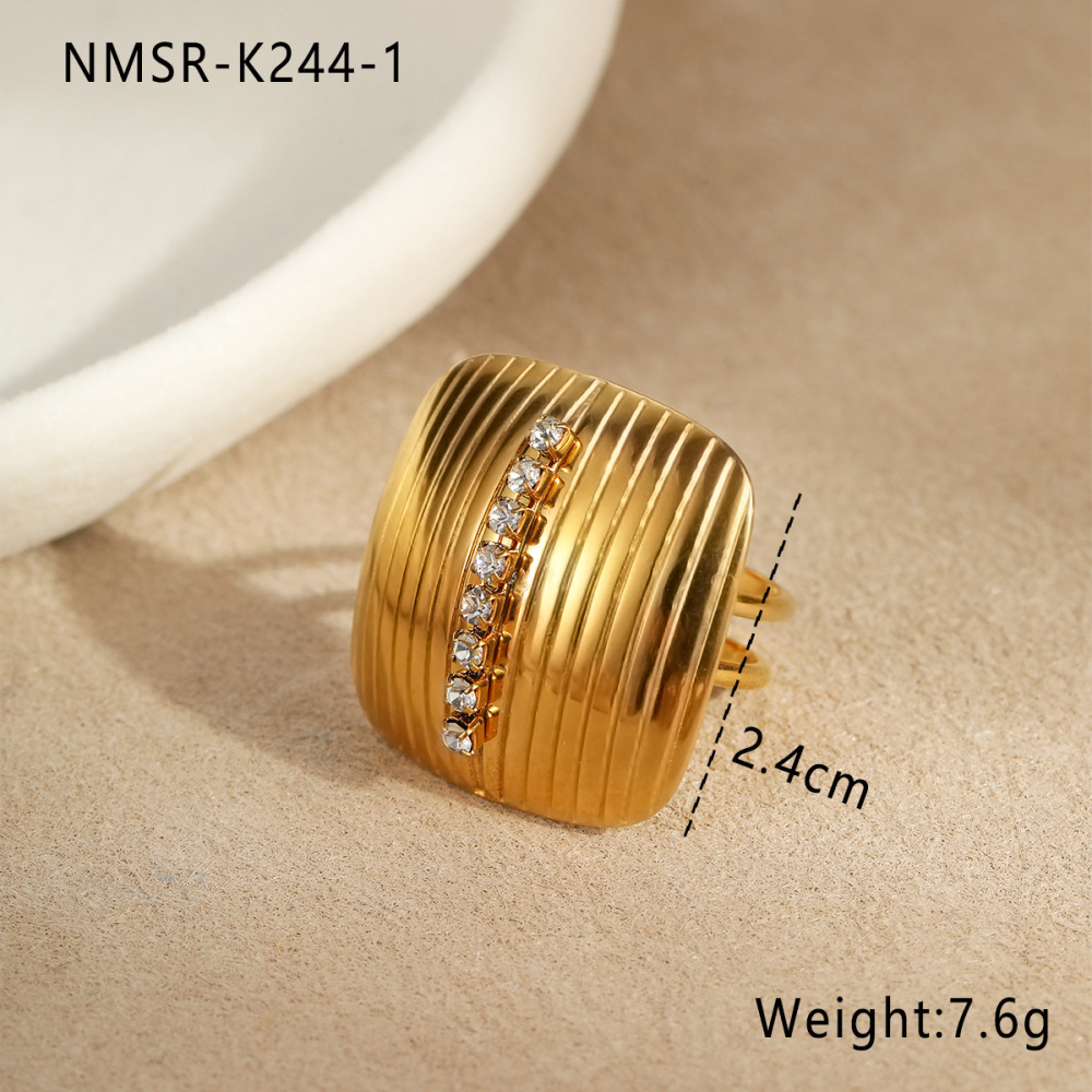1 Piece Luxurious Stainless Steel Waterproof Statement Ring Picture2