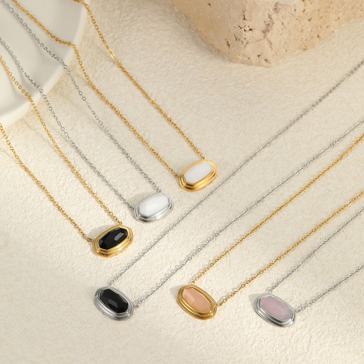 1 Pair Simple Series Daily Geometric Stainless Steel Waterproof Women's Pendant Necklaces h5 Picture2