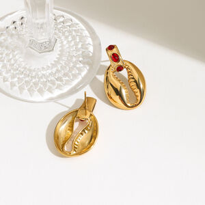 Orecchini a bottone color oro impermeabili in acciaio inossidabile con conchiglia h5 Immagine4