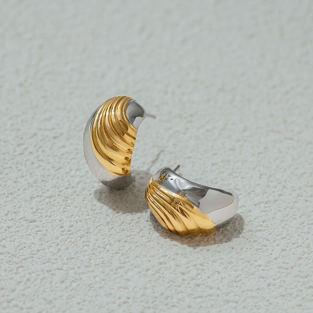 Boucles d'oreilles clous géométriques simples en acier inoxydable imperméable de couleurs assorties h5 Image4