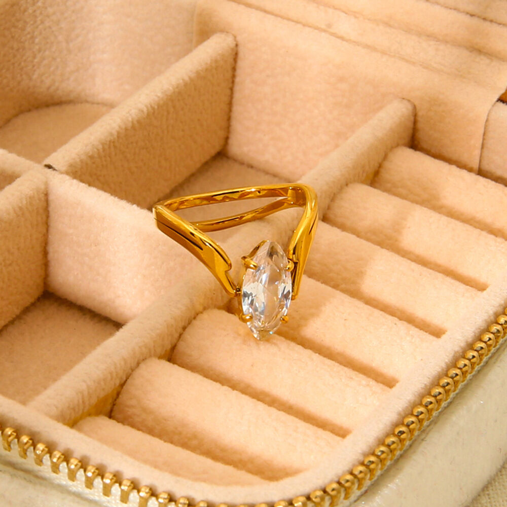 1 par de anillos de circonita de color dorado resistentes al agua de acero inoxidable con diseño elegante de ojo romántico. h5 Imagen4
