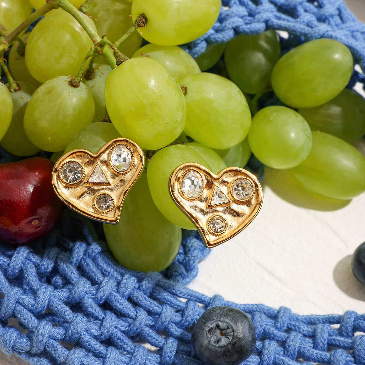 Retro Heart Stainless Steel Waterproof Gold Color Stud Earrings Picture6