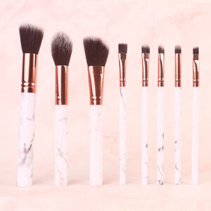 1 Set Portable Women's Makeup Brush h5 Picture3
