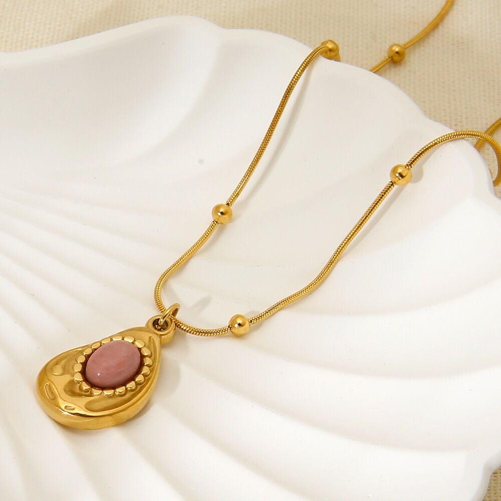 Classic Series Stainless Steel Waterproof Women's Pendant Necklaces Picture4