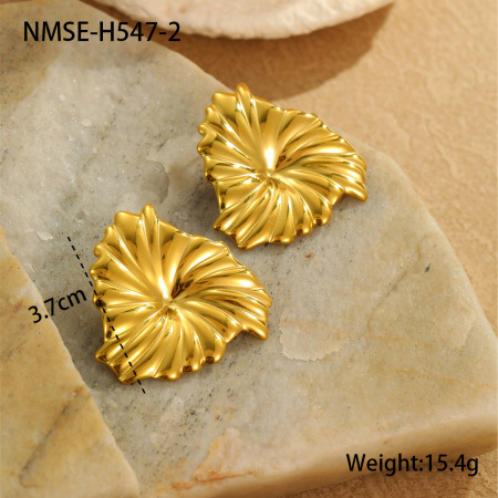 Luxurious Elegant Flower Stainless Steel Waterproof Gold Color Women's Stud Earrings