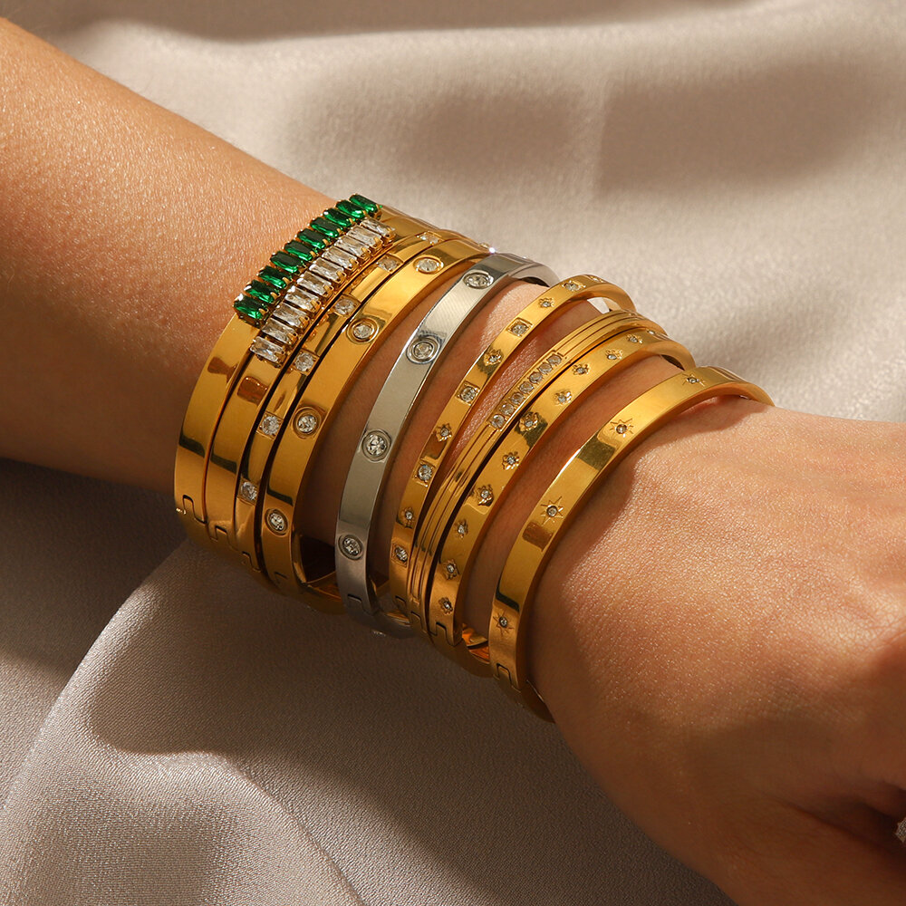 1 Pair Simple Series Daily Geometric Stainless Steel Waterproof   Gold Color  Zircon Women's Bangles