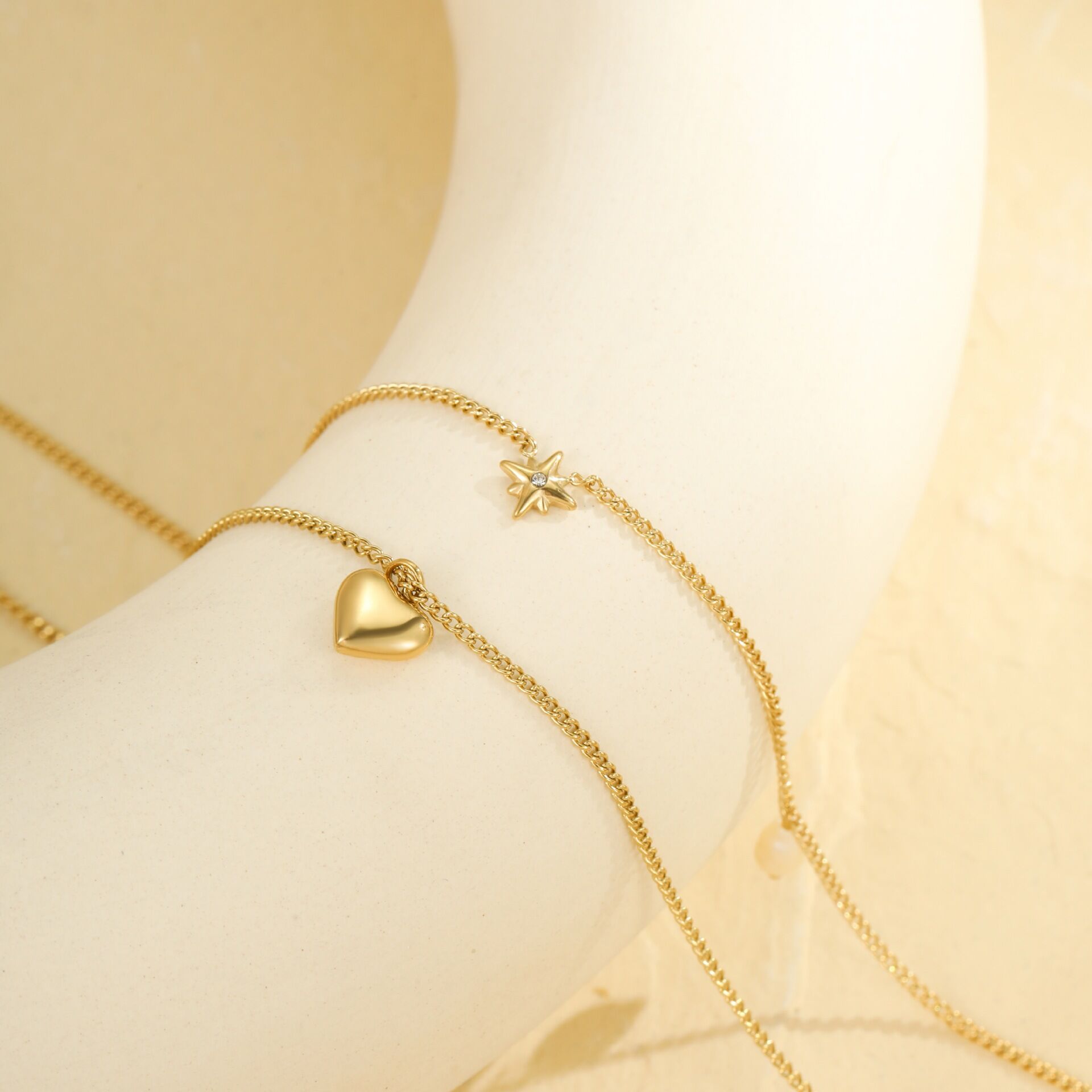Simple Series Daily Heart Stainless Steel Waterproof Gold Color Women's Layered Necklaces Picture3