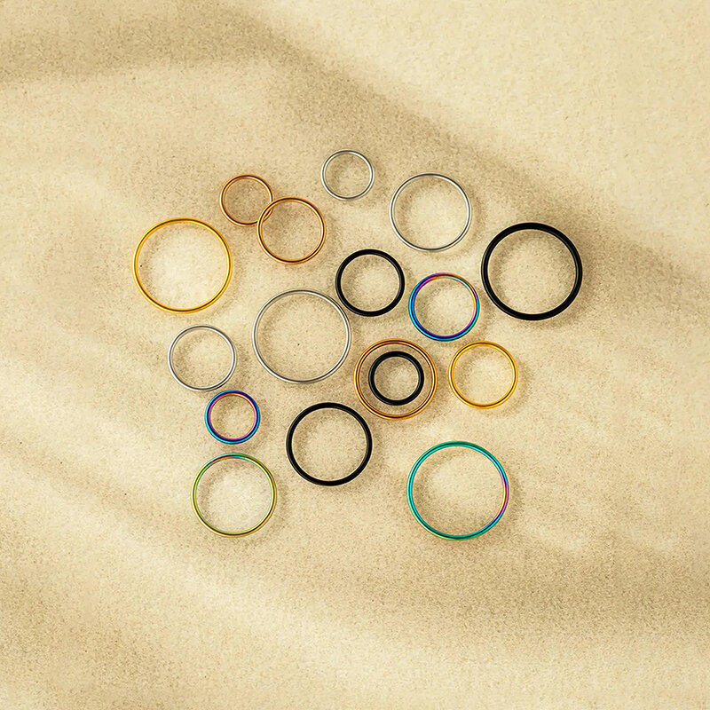 1 minimalistischer, wasserdichter Ohrring aus Edelstahl in Goldfarbe für Damen Bild3