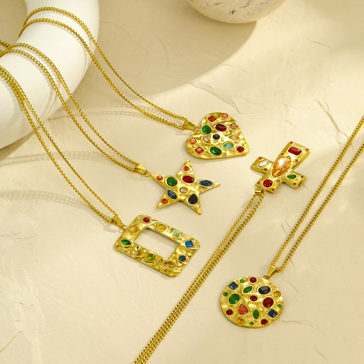 Luxurious  Retro Geometric Stainless Steel Waterproof  Gold Color Women's Pendant Necklaces 2