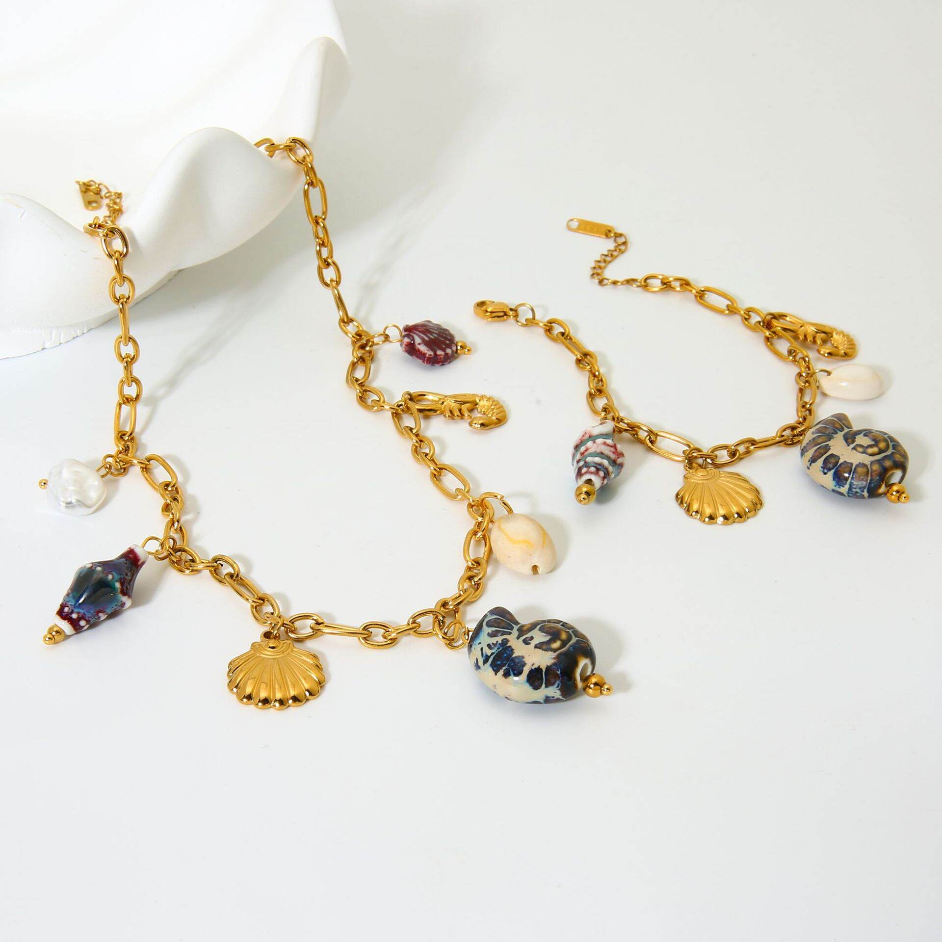 Classic Series Vacation Turtle Stainless Steel Waterproof  Women's Pendant Necklaces h5 Picture2