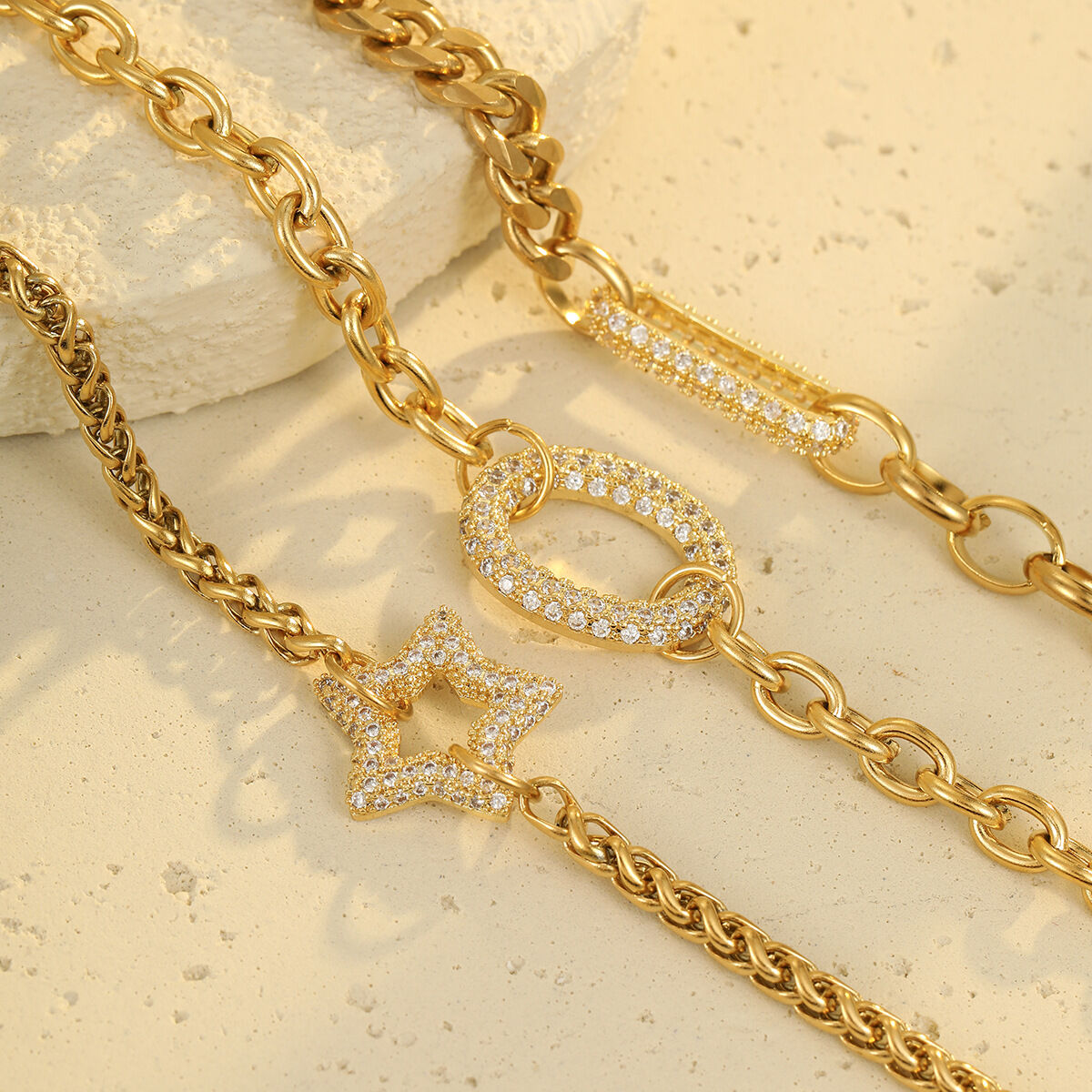 Sweet Geometric Stainless Steel Waterproof Gold Color Women's Chain Bracelets Picture2