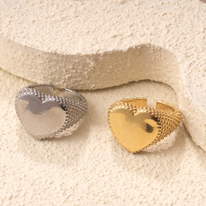 1 Piece Romantic Series Daily Heart Stainless Steel Waterproof Gold Color Statement Rings h5 Picture5