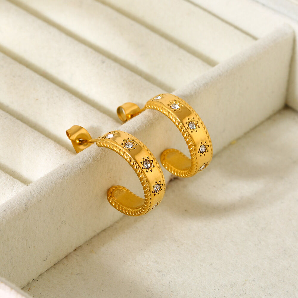 1 Pair Classic Series Retro Star Stainless Steel Waterproof  Zircon Women's Hoop Earrings