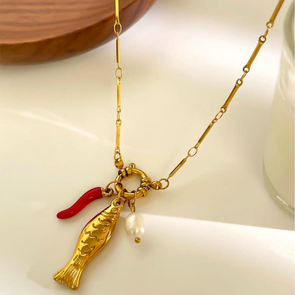 1 Piece Fish Stainless Steel Waterproof Gold Color Pendant Necklace h5 Picture3