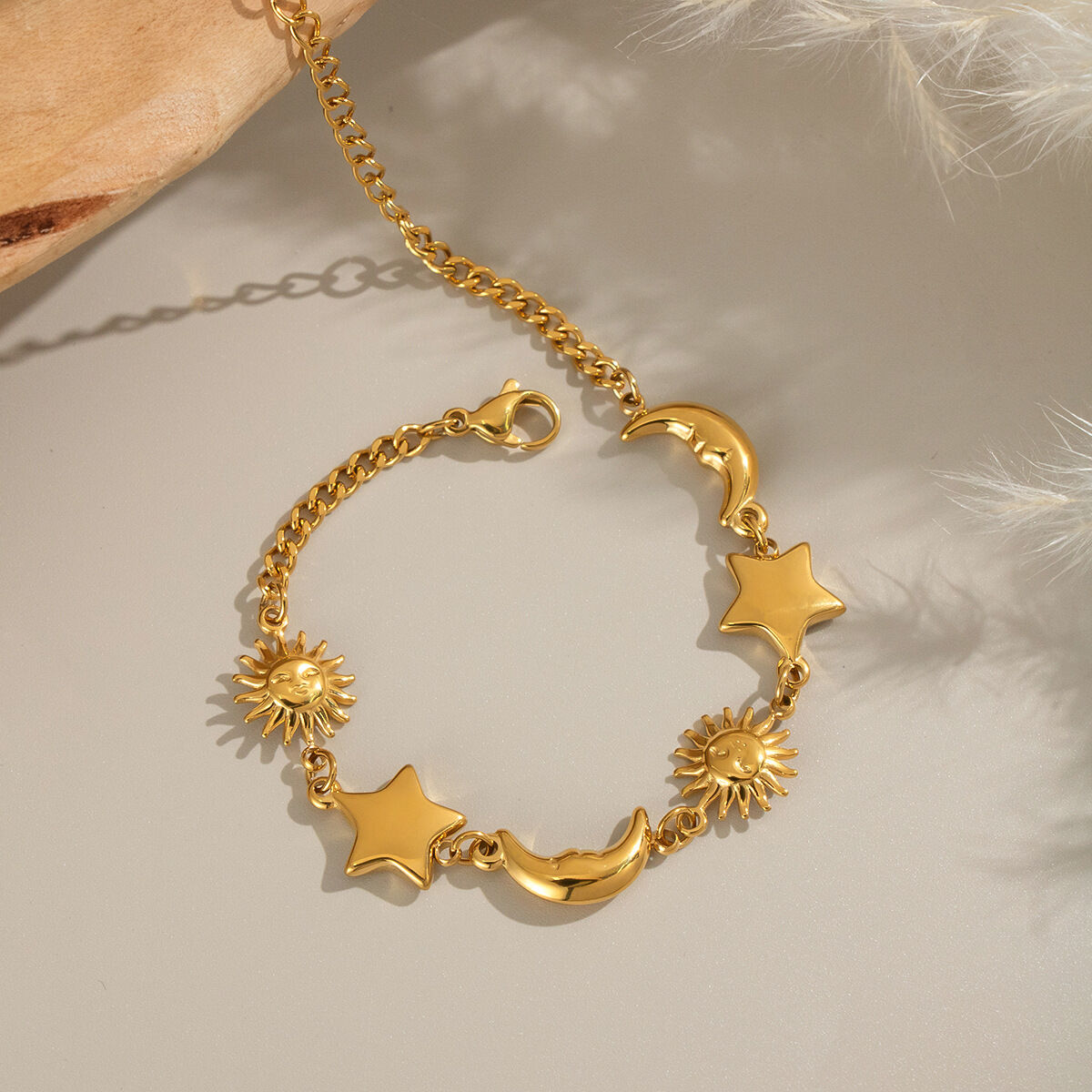 1 Piece Moon Stainless Steel Waterproof Gold Color Charm Bracelet 2