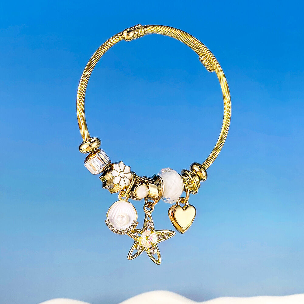 1 Piece Delicate Star Stainless Steel Waterproof Gold Color Women's Cuff Bracelets Picture2
