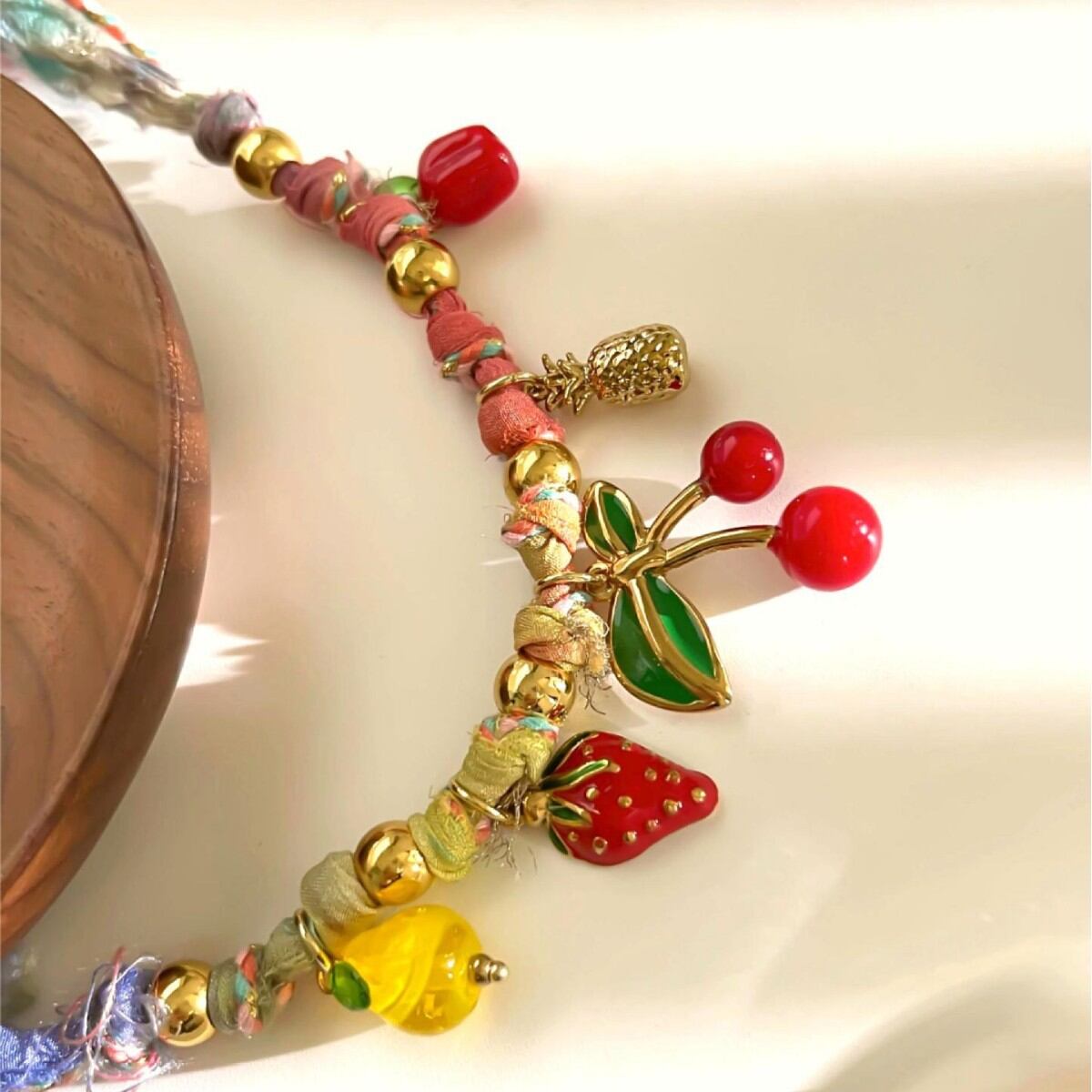 Collana con ciondolo a forma di frutta, 1 pezzo Immagine4