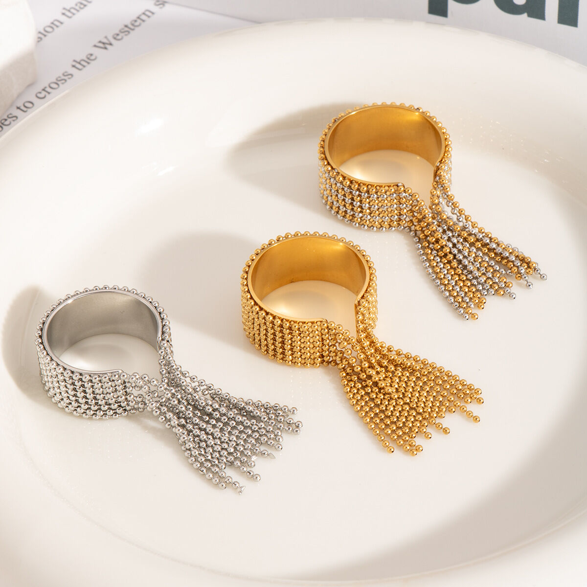 1-teiliger Statement-Ring aus wasserdichtem Edelstahl mit Quaste in Goldfarbe h5 Bild3