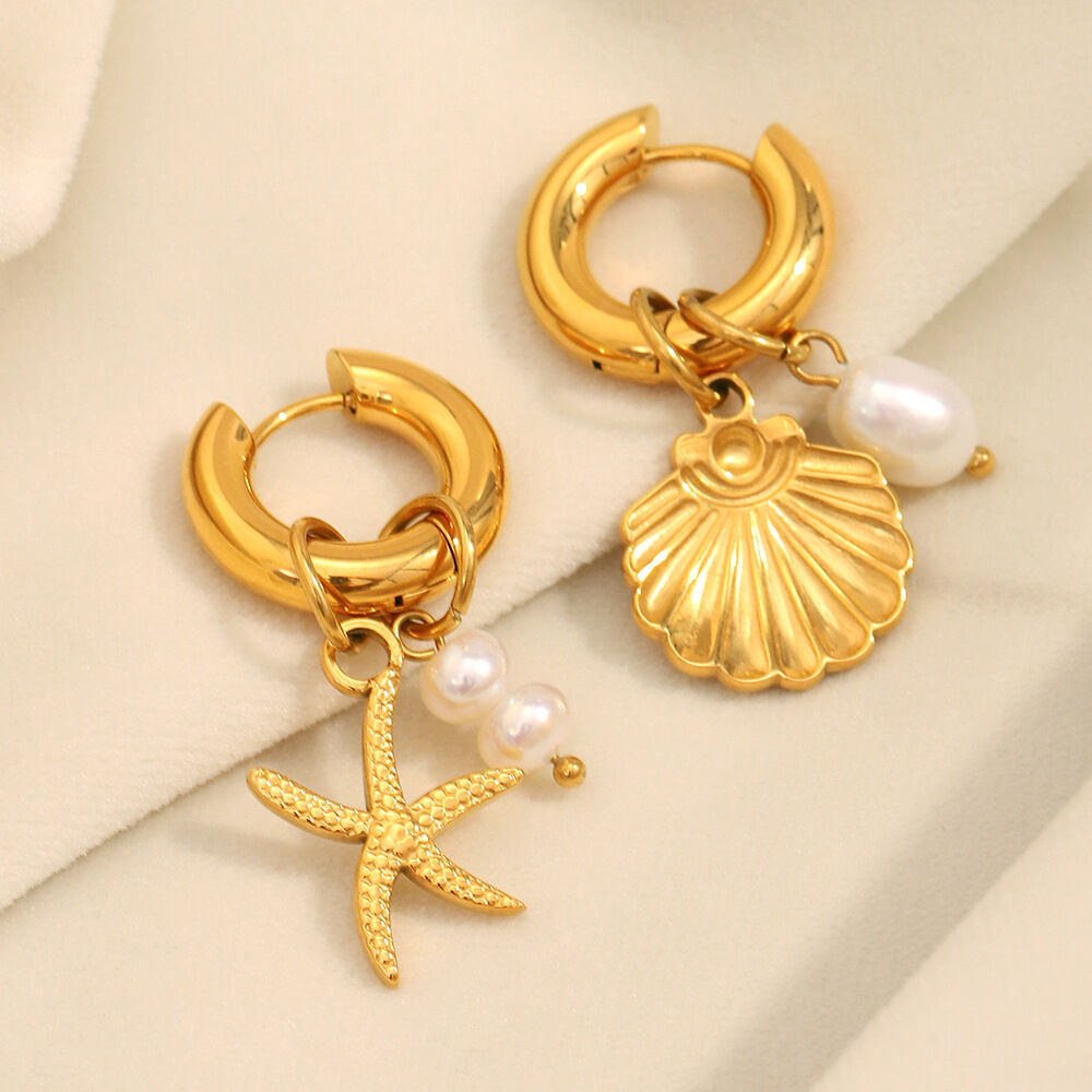 1 paio di orecchini pendenti da donna a forma di conchiglia oceanica color oro