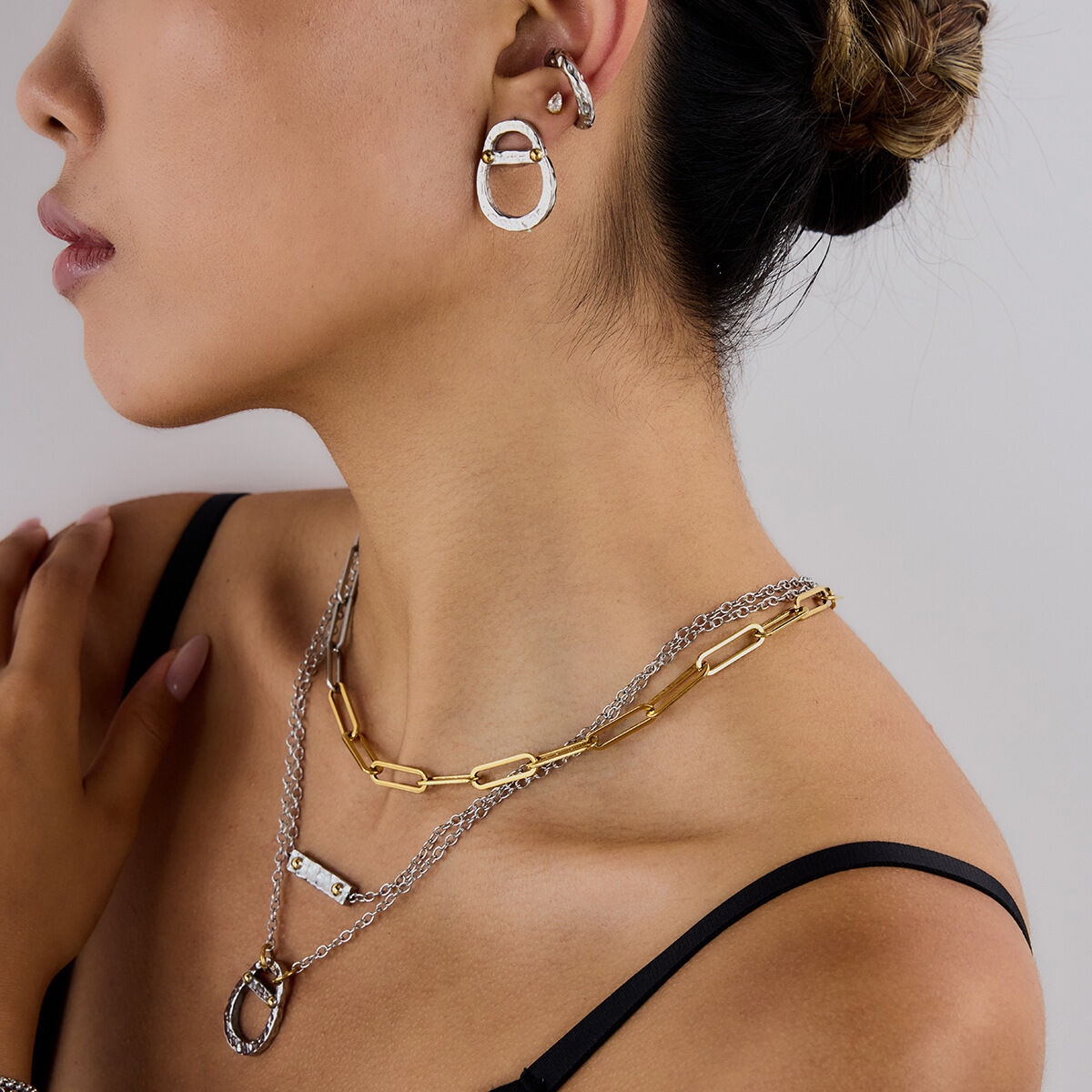 1 pezzo di alta qualità ovale in acciaio inossidabile impermeabile color oro, collana con ciondolo da donna h5 Immagine3