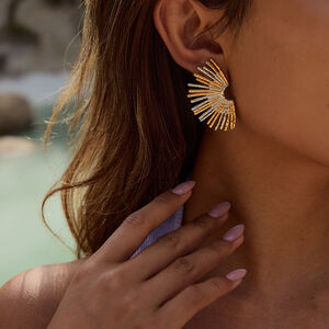 1 paire de boucles d'oreilles puces Daily Sun pour femmes, en acier inoxydable étanche, couleur or. h5 Image3