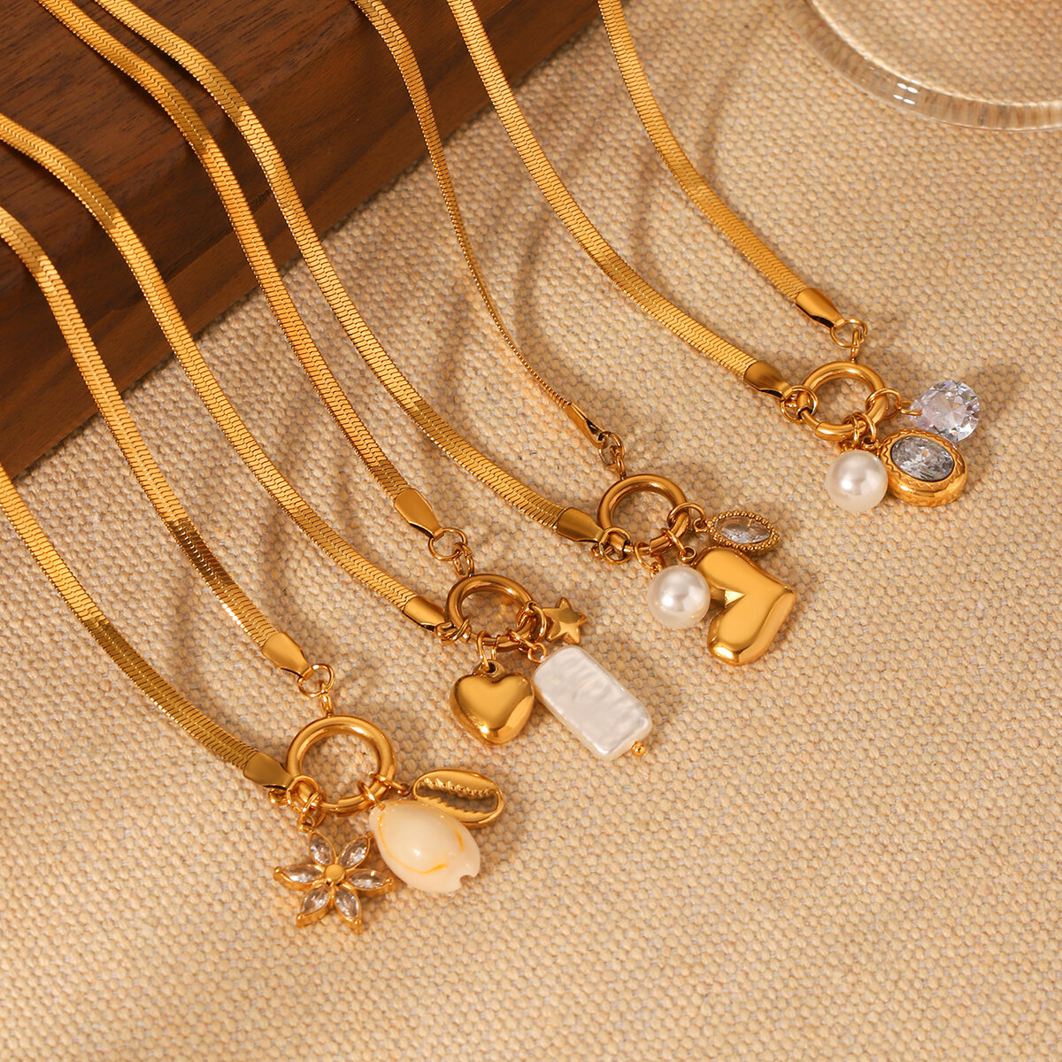 Simple  Daily Flower Stainless Steel Waterproof Gold Color Pearl Women's Pendant Necklaces Picture6