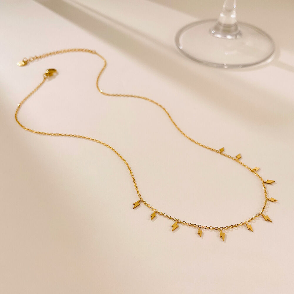 1 pezzo di collana con ciondolo da donna in acciaio inossidabile impermeabile color oro con forma brillante Immagine7